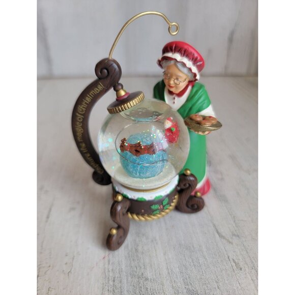 Carlton Cards tracking Santa ornament Xmas vintage - Picture 2 of 7